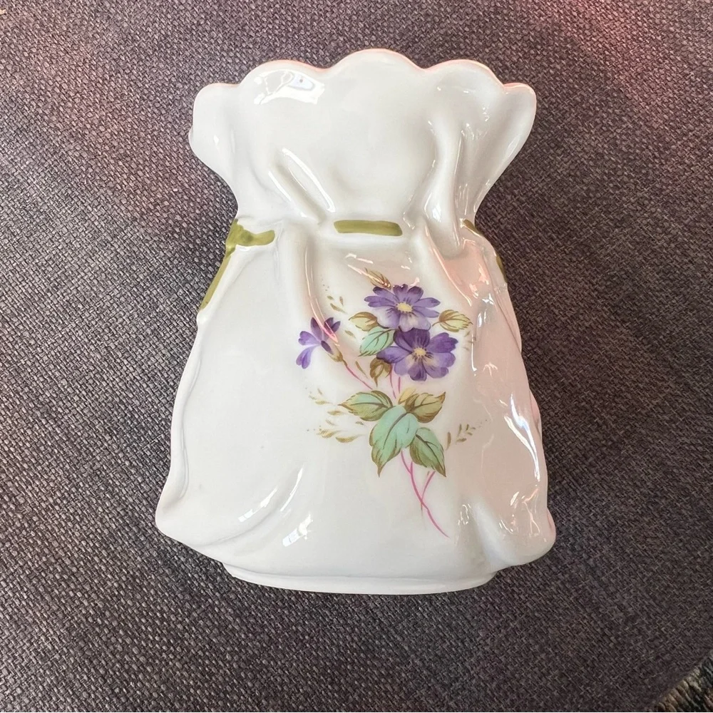 Lefton purse vase  White Purple violets Vase Japan style # 03733 collectible